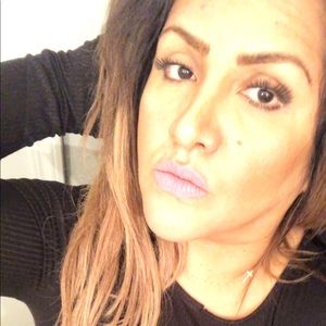 Meet your Posher, Veronica